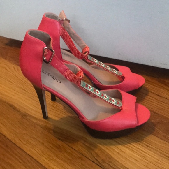 Classy coral high heels - Picture 4 of 4